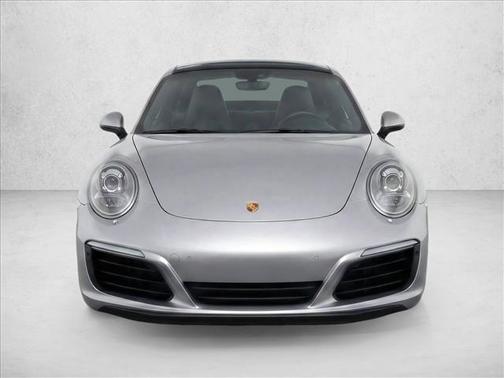 2019 Porsche 911 Carrera