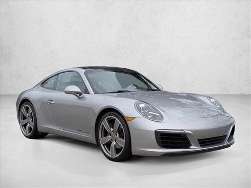 2019 Porsche 911 Carrera
