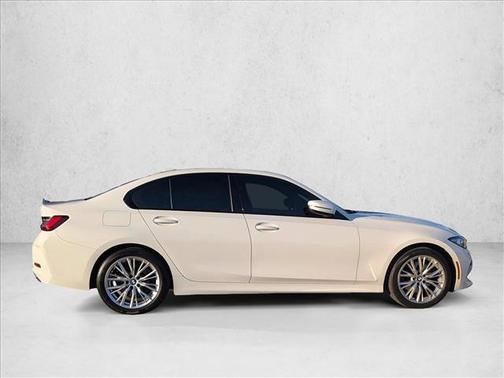 2023 BMW 330 330i