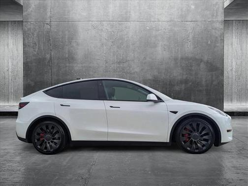 2023 Tesla Model Y Performance Dual Motor All-Wheel Drive