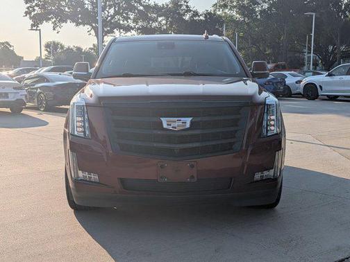 2020 Cadillac Escalade Luxury