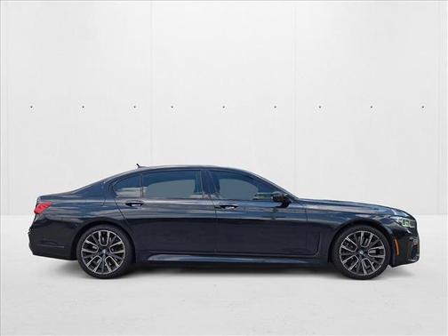 2022 BMW 750 i xDrive