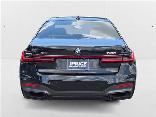 2022 BMW 750 i xDrive