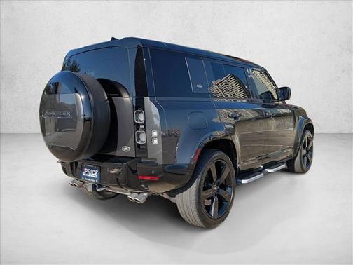 2023 Land Rover Defender 110 V8