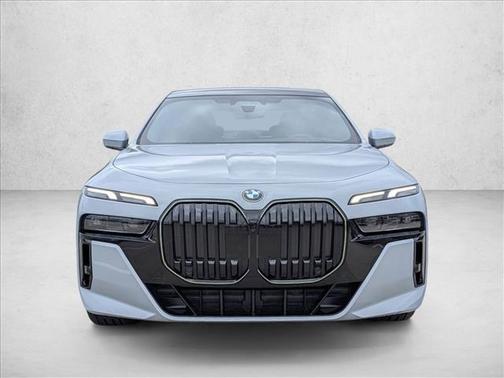 Brooklyn Grey Metallic 2026 BMW 740 xDrive