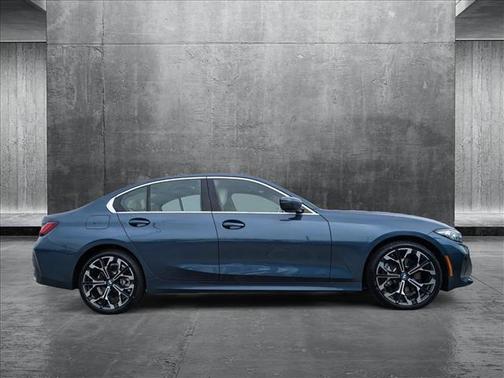 2025 BMW 330 i