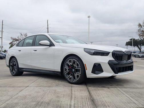 2025 BMW 530 i