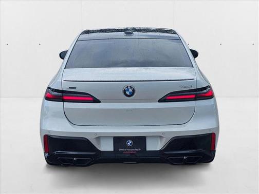 2025 BMW 760 xDrive