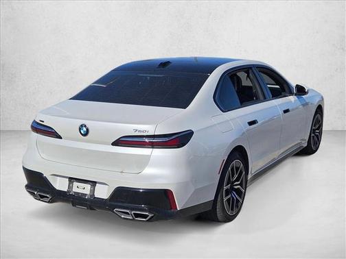 2023 BMW 760 i xDrive