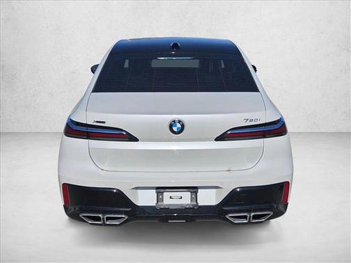 2023 BMW 760 i xDrive