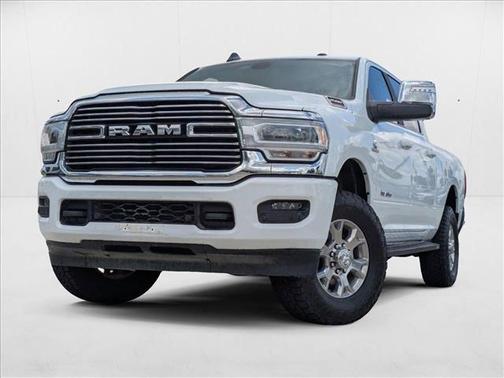 2024 RAM 2500 Laramie Crew Cab 4x4 6'4' Box