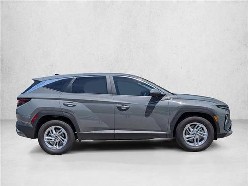 Hampton Gray 2026 Hyundai TUCSON SE
