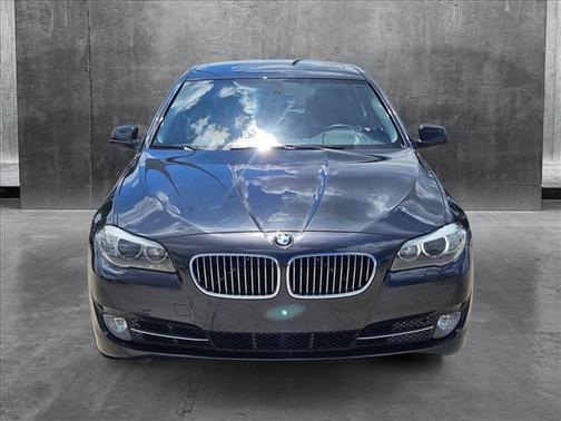 2012 BMW 528 528i