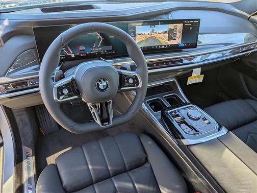 2026 BMW 740 740i