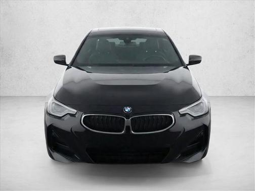 2023 BMW 230 i