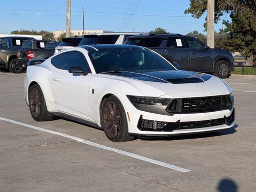 2024 Ford Mustang Dark Horse Fastback