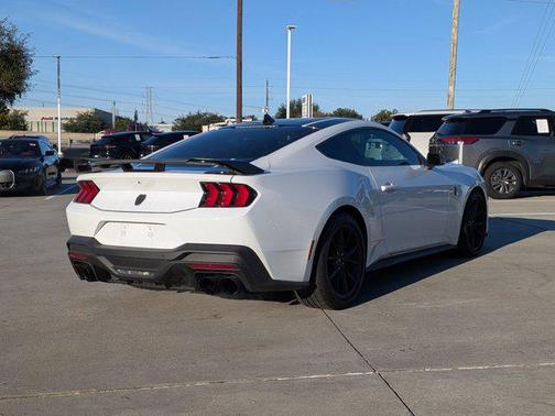 2024 Ford Mustang Dark Horse Fastback