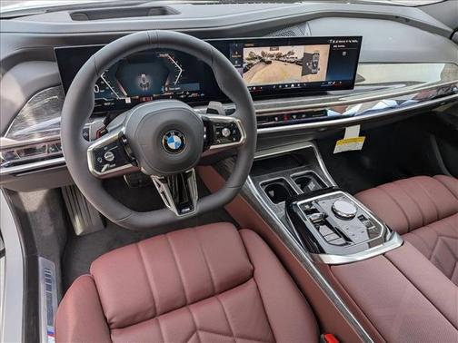 2026 BMW 740 740i
