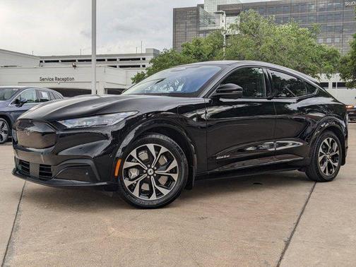 2022 Ford Mustang Mach-E Premium