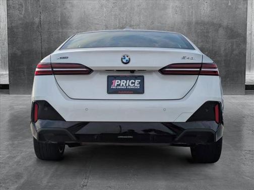 2025 BMW 540 i xDrive