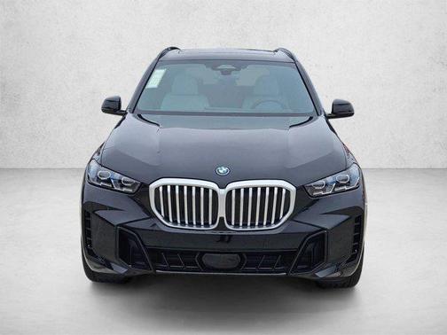 Black Sapphire Metallic 2026 BMW X5 PHEV xDrive50e