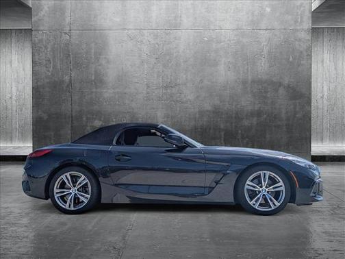 2025 BMW Z4 sDrive30i