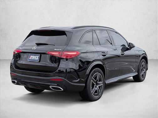 2026 Mercedes-Benz GLC 300 4MATIC