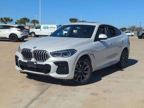 Mineral White Metallic 2023 BMW X6 xDrive40i