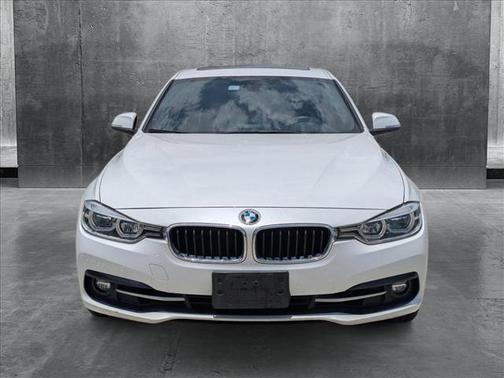 2018 BMW 330 330i