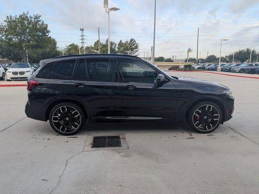 2023 BMW X3 M40i