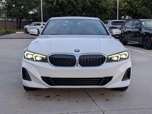 Alpine White 2023 BMW 330 330i