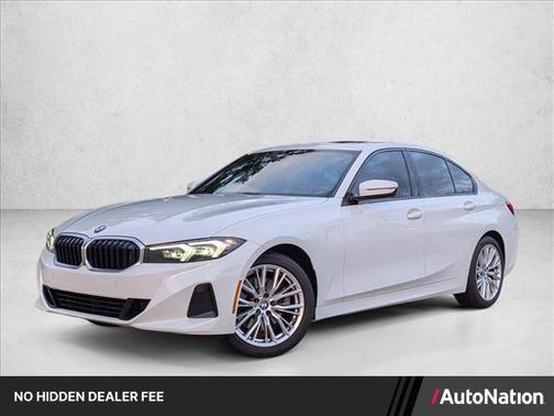 Alpine White 2023 BMW 330 330i