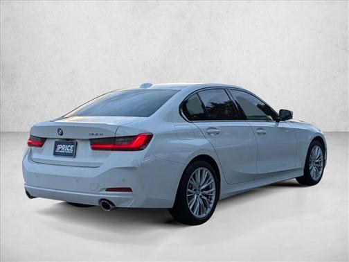 Alpine White 2023 BMW 330 330i