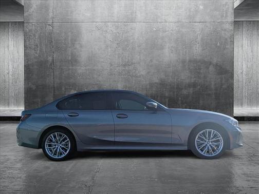 2023 BMW 330 330i