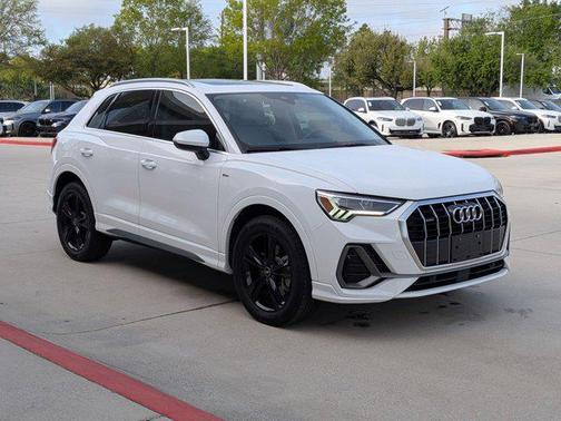 Ibis White 2022 Audi Q3 45 S line Premium Plus