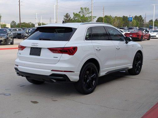 Ibis White 2022 Audi Q3 45 S line Premium Plus