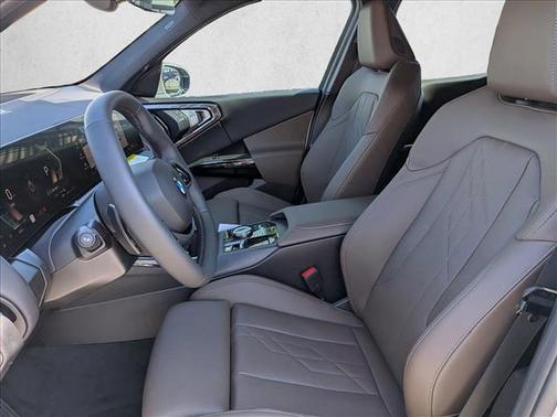 Mineral White Metallic 2026 BMW X3 30 xDrive