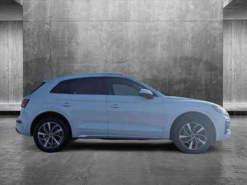 2021 Audi Q5 45 Prestige