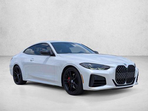 Mineral White Metallic 2023 BMW M440 i