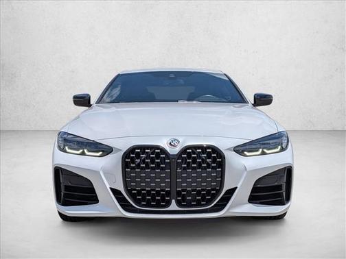 Mineral White Metallic 2023 BMW M440 i