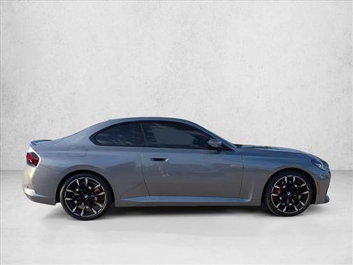 2025 BMW 230 i
