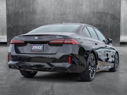 2025 BMW 540 i xDrive