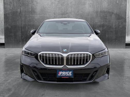 2025 BMW 540 i xDrive