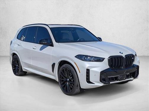 2025 BMW X5 M60i