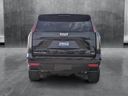 2022 Cadillac Escalade Sport