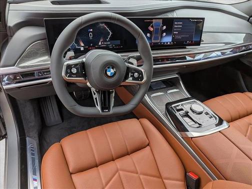 Oxide Grey Metallic 2026 BMW 740 740i