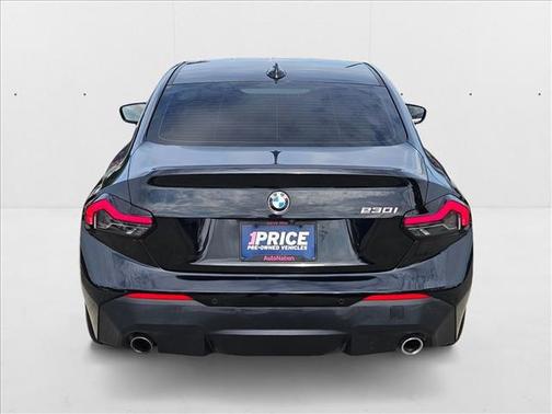 2022 BMW 230 i