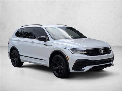 2024 Volkswagen Tiguan 2.0T SE R-Line Black