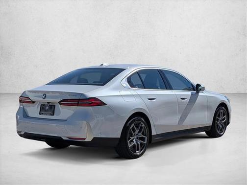 2026 BMW 530 i