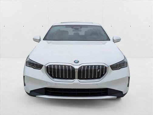 2025 BMW i5 eDrive40